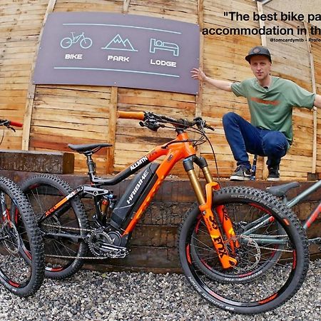 Bike Park Lodge #2 マーサー・ティドビル エクステリア 写真