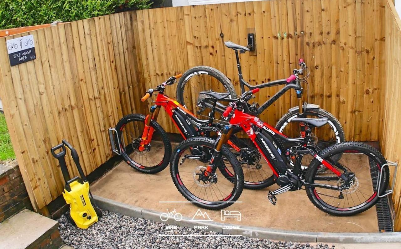 Bike Park Lodge #2 マーサー・ティドビル エクステリア 写真