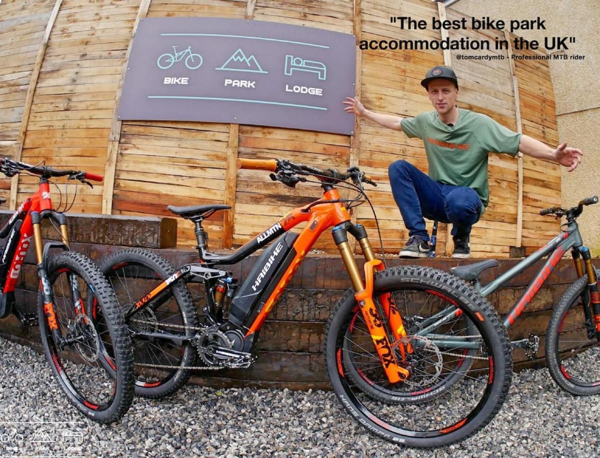 Bike Park Lodge #2 マーサー・ティドビル エクステリア 写真